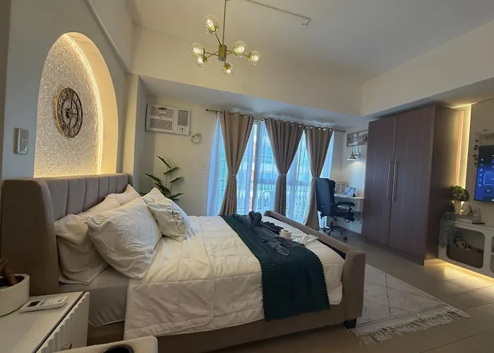 Cozy Balcony | Netflix | Wi-fi Apartment Manila